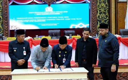 Pemerintah Provinsi Jambi Ajukan Lima Ranperda