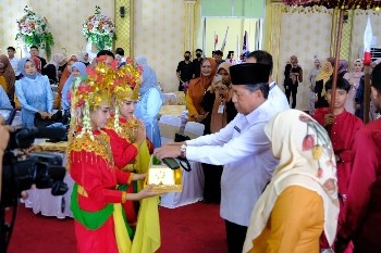 Kata Wakil Gubernur Sani Ridho Orang Tua Kunci Sukses di Masa Depan