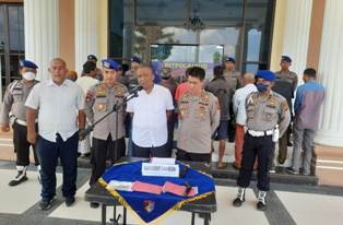 Ditpolairud Polda Jambi Amankan 10 Preman Lakukan Pungli di Pasar Angso Duo