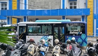 busbahagia.jpg