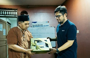 dayak.jpg
