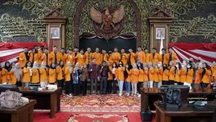 Ketua DPRD Edi Purwanto Memberikan Kuliah Umum