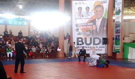 Tampil Perkasa, Kurash Kota Jambi Borong 7 Emas, Capaian Lampaui Target
