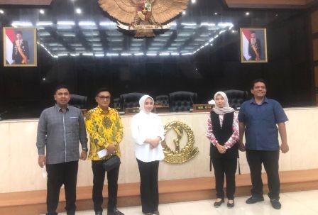 Anggota Banmus DPRD Provinsi Studi Ke DPRD Jawa Barat