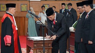 hafis.jpg