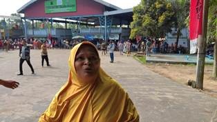 Inar Bahagia Diberi Uang Satu Juta Sama Pak Jokowi