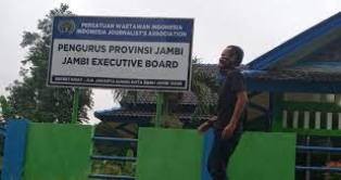 kantorpwijambi.jpg