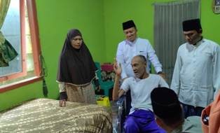 Maulana Harap Bantuan Kursi Roda Bisa Bermanfaat dan Berguna