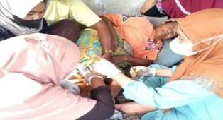 Nenek di Jambi Bertarung Melawan Terkaman Buaya Ganas
