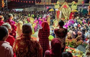 Walikota Jambi Fasha Membuka Carnaval Budaya Cap Gomeh Tahun 2023