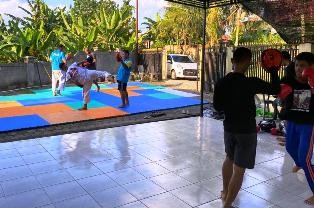 tarung1.jpg