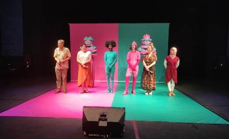 teater12.jpg