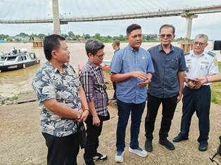 tumbur.jpg