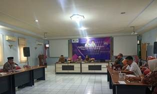 Membangkang 18 Dosen Unbari Dapat Sanksi Tak Diberi Gaji Selama Tiga Bulan