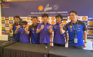 yamaha11.jpg
