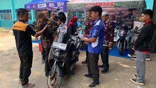 yamaha13.jpg
