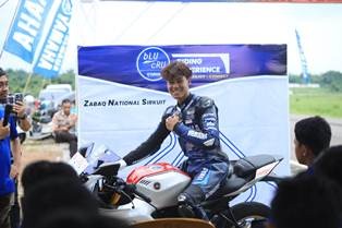 yamaha21.jpg