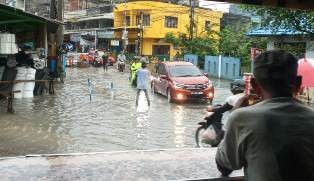 Puluhan Rumah di Kelurahan Rajawali Jambi Timur Terendam Banjir