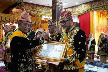 gelaradat.jpg